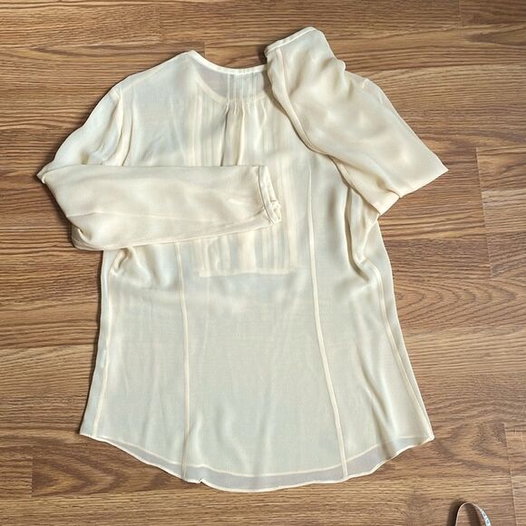 J.Crew Silk Blouse Long Sleeve Tuxedo Pleated Front 1/2 Button Sz S Ivory  NWOT - Picture 8 of 9